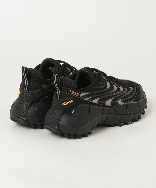 Reebok（リーボック）の「ジグ キネティカ 3.5 エッジ / ZIG KINETICA 3.5 EDGE（スニーカー・メンズ・ブラック/グレー・24.0cm/24.5cm/23.5cm/23.0cm/22.5cm/31cm/30.0cm/29.0cm/28.5cm/28.0cm/27.5cm/27.0cm/26.5cm/26.0cm/25.5cm/25.0cm）」の22枚目の写真