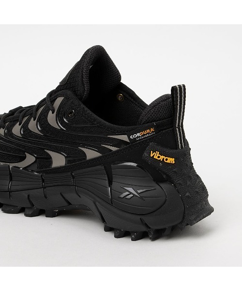 Reebok（リーボック）の「ジグ キネティカ 3.5 エッジ / ZIG KINETICA 3.5 EDGE（スニーカー・メンズ・ブラック/グレー・24.0cm/24.5cm/23.5cm/23.0cm/22.5cm/31cm/30.0cm/29.0cm/28.5cm/28.0cm/27.5cm/27.0cm/26.5cm/26.0cm/25.5cm/25.0cm）」の18枚目の写真