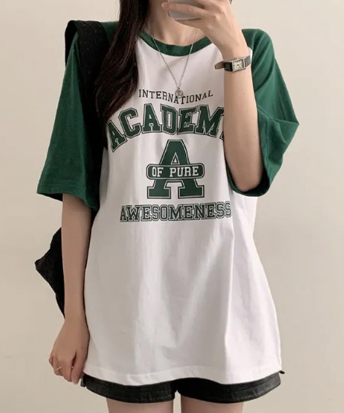 VIVID LADY(ビビッドレディー)の「カレッジロゴ 配色 ラグランTシャツ 半袖カットソー(Tシャツ/カットソー・レディース・ワイン/ブラック/グリーン/ネイビー・FREE)」の13枚目の写真