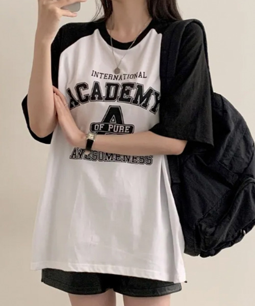 VIVID LADY(ビビッドレディー)の「カレッジロゴ 配色 ラグランTシャツ 半袖カットソー(Tシャツ/カットソー・レディース・ワイン/ブラック/グリーン/ネイビー・FREE)」の19枚目の写真