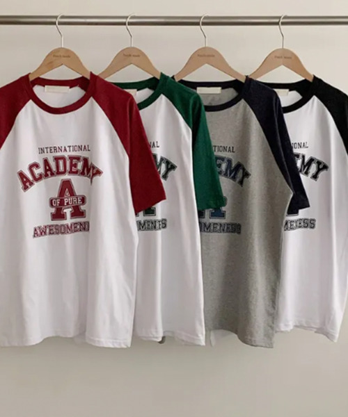 VIVID LADY(ビビッドレディー)の「カレッジロゴ 配色 ラグランTシャツ 半袖カットソー(Tシャツ/カットソー・レディース・ワイン/ブラック/グリーン/ネイビー・FREE)」の22枚目の写真