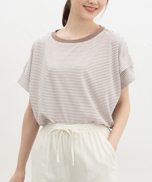 Honeys(ハニーズ)の「【ハニさら・接触冷感・吸水速乾・UVカット・遮熱】ショルダータックTシャツ(Tシャツ/カットソー・レディース・スミクロ/ホワイト系その他2/オフホワイト/ブラック/ホワイト×ブラック・S/M/L)」の4枚目の写真