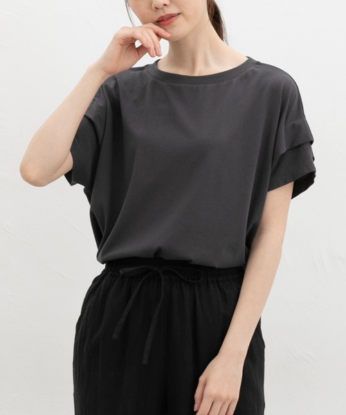 Honeys(ハニーズ)の「【ハニさら・接触冷感・吸水速乾・UVカット・遮熱】ショルダータックTシャツ(Tシャツ/カットソー・レディース・スミクロ/ホワイト系その他2/オフホワイト/ブラック/ホワイト×ブラック・S/M/L)」の12枚目の写真