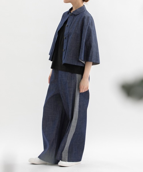 nop de nod（ノップドゥノッド）の「Rondeケープスリーブクロップドシャツ（その他アウター・レディース・インディゴブルー/ブラック/キャメル・3）」の4枚目の写真