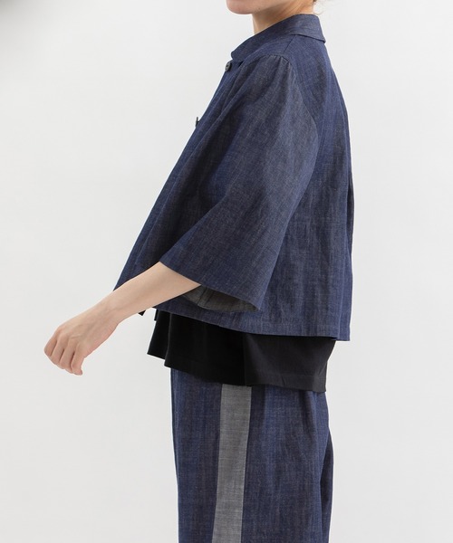 nop de nod（ノップドゥノッド）の「Rondeケープスリーブクロップドシャツ（その他アウター・レディース・インディゴブルー/ブラック/キャメル・3）」の7枚目の写真