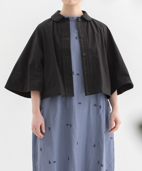 nop de nod（ノップドゥノッド）の「Rondeケープスリーブクロップドシャツ（その他アウター・レディース・インディゴブルー/ブラック/キャメル・3）」の12枚目の写真