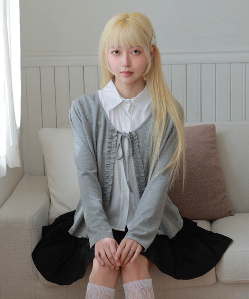 LiLIN(リリン)の「フェイクレイヤード 襟付き フリル リボン 長袖 トップス(カーディガン/ボレロ・レディース・ネイビー/グレー/イエロー・FREE)」の19枚目の写真