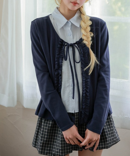 LiLIN(リリン)の「フェイクレイヤード 襟付き フリル リボン 長袖 トップス(カーディガン/ボレロ・レディース・ネイビー/グレー/イエロー・FREE)」の16枚目の写真