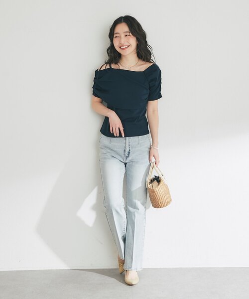 La boutique BonBon(ラブティックボンボン)の「【今すぐお届け!・1枚で決まる】リボンアシメドレープネックカットソー(Tシャツ/カットソー・レディース・ネイビー/ホワイト/サックスブルー・FREE)」の16枚目の写真
