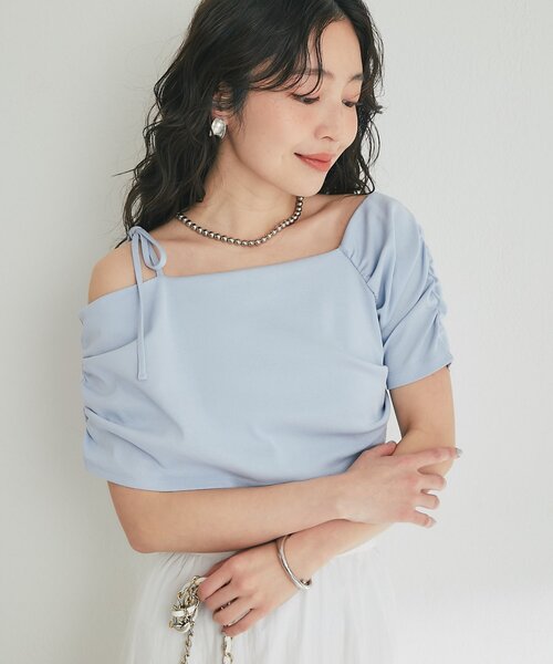 La boutique BonBon(ラブティックボンボン)の「【今すぐお届け!・1枚で決まる】リボンアシメドレープネックカットソー(Tシャツ/カットソー・レディース・ネイビー/ホワイト/サックスブルー・FREE)」の21枚目の写真
