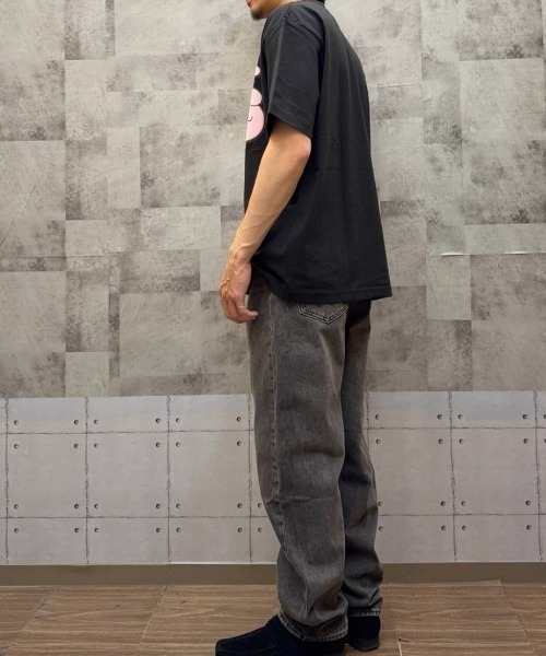 Right-on（ライトオン）の「Refurbish(リファービッシュ)グラフィック半袖Ｔシャツ（Tシャツ/カットソー・メンズ・ブラウン/ホワイト/ネイビー/ブラック/ターコイズブルー/グレー・XL/S/M/L）」の8枚目の写真