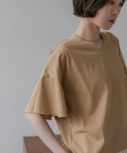 studio CLIP(スタディオクリップ)の「《ウタオ》多機能袖フリルTシャツ(Tシャツ/カットソー・レディース・ベージュ/ホワイト/ブラック/セージグリーン・LARGE/MEDIUM/X-LARGE/SMALL)」の20枚目の写真