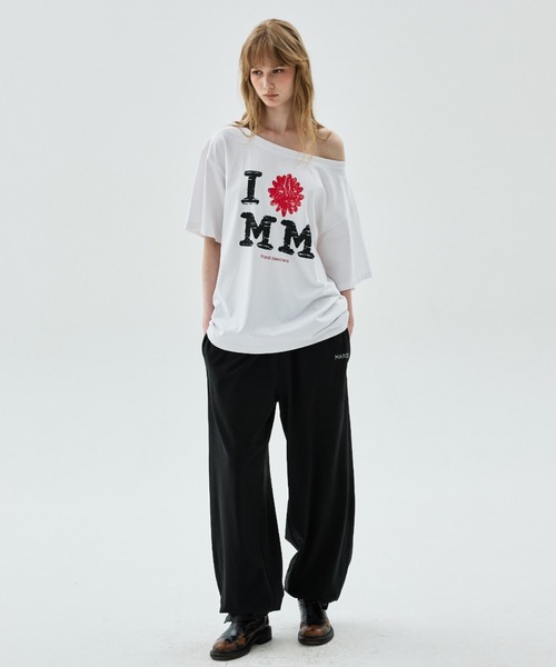 Mardi Mercredi(マルディメクルディ)の「TSHIRT OFF SHOULDER CRACKED IFMM / Tシャツ オフショルダー クラック IFMM(Tシャツ/カットソー・レディース・ホワイト/ピンク・FREE)」の5枚目の写真