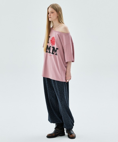 Mardi Mercredi(マルディメクルディ)の「TSHIRT OFF SHOULDER CRACKED IFMM / Tシャツ オフショルダー クラック IFMM(Tシャツ/カットソー・レディース・ホワイト/ピンク・FREE)」の14枚目の写真