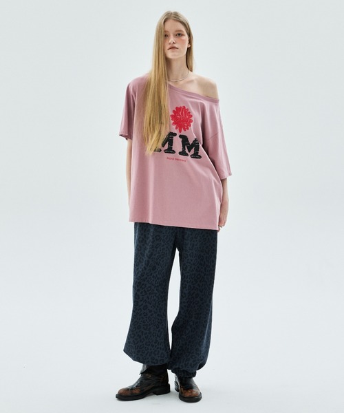 Mardi Mercredi(マルディメクルディ)の「TSHIRT OFF SHOULDER CRACKED IFMM / Tシャツ オフショルダー クラック IFMM(Tシャツ/カットソー・レディース・ホワイト/ピンク・FREE)」の13枚目の写真