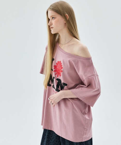 Mardi Mercredi(マルディメクルディ)の「TSHIRT OFF SHOULDER CRACKED IFMM / Tシャツ オフショルダー クラック IFMM(Tシャツ/カットソー・レディース・ホワイト/ピンク・FREE)」の11枚目の写真