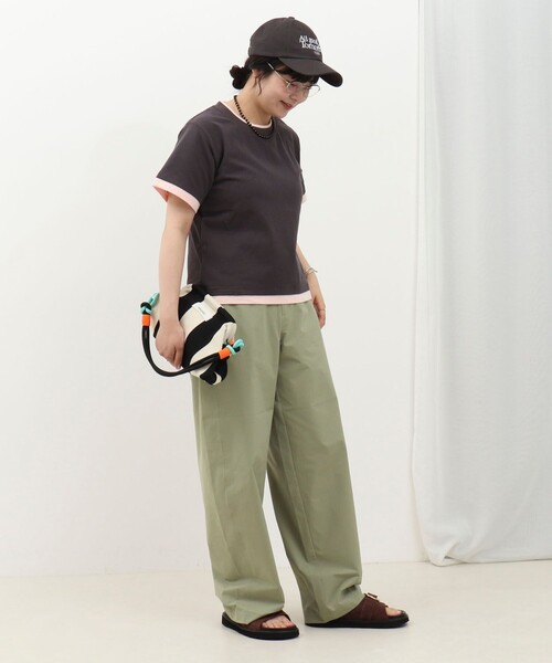 fredy couleur(フレディクルール)の「ドライタッチ天竺レイヤード風配色Tee(Tシャツ/カットソー・レディース・チャコールグレー/オフホワイト/ロイヤルブルー/ベビーピンク・38)」の6枚目の写真