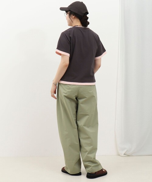 fredy couleur(フレディクルール)の「ドライタッチ天竺レイヤード風配色Tee(Tシャツ/カットソー・レディース・チャコールグレー/オフホワイト/ロイヤルブルー/ベビーピンク・38)」の8枚目の写真