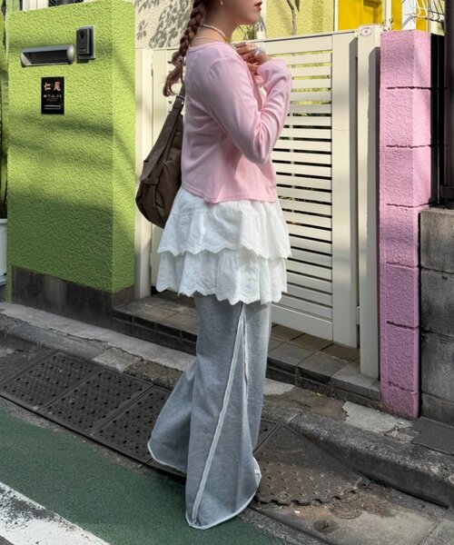 w closet(ダブルクローゼット)の「【Am企画】ロゴプリントレースキャミソール(Tシャツ/カットソー・レディース・グレー/オフホワイト/ブラック・FREE)」の21枚目の写真