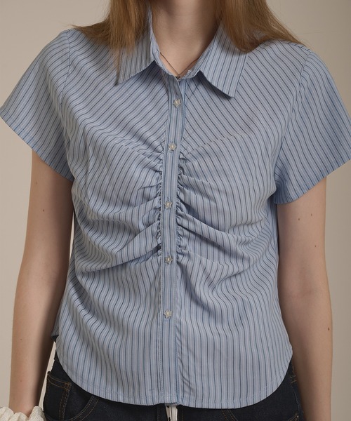 hazyl(ヘイジル)の「gather design short sleeve shirt / ギャザーデザインショートスリーブシャツ(シャツ/ブラウス・レディース・ブルー/オフホワイト/クリーム・フリー)」の20枚目の写真