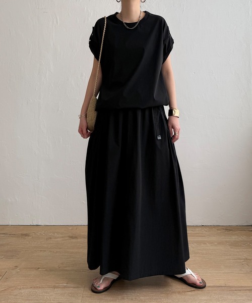 LBC(エルビーシー)の「【セットアップ対応】冷感ギャザーポケットワークスカート(スカート・レディース・ブラック/カーキ/ベージュ・M/L)」の4枚目の写真