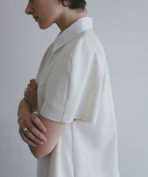 MANOF(マノフ)の「ROUND SLEEVE POLO TOPS(その他トップス・レディース・ブラック/ホワイト・F)」の17枚目の写真