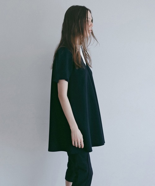 MANOF(マノフ)の「ROUND SLEEVE POLO TOPS(その他トップス・レディース・ブラック/ホワイト・F)」の11枚目の写真