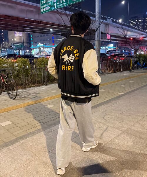 STANCE SEOUL(スタンス・ソウル)の「LIGHT BASEBALL JUMPER (BLACK & IVORY)(スタジャン・レディース・その他・SMALL/MEDIUM/LARGE)」の4枚目の写真