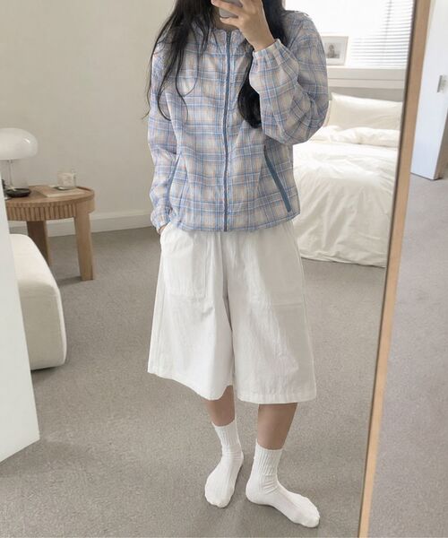 KRUXH（クルクス）の「サマーリップストップバミューダパンツクラウドホワイト（その他パンツ・レディース・その他・1/2/3）」の4枚目の写真