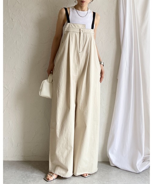 She's Closet(シーズクローゼット)の「綿ツイルフロントタックアシンメトリー アシメデザインワイドパンツサロペット(サロペット/オーバーオール・レディース・ブラック/ベージュ/カーキブラウン/アイボリー・FREE)」の7枚目の写真