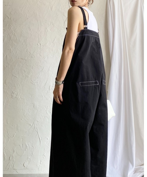 She's Closet(シーズクローゼット)の「綿ツイルフロントタックアシンメトリー アシメデザインワイドパンツサロペット(サロペット/オーバーオール・レディース・ブラック/ベージュ/カーキブラウン/アイボリー・FREE)」の21枚目の写真