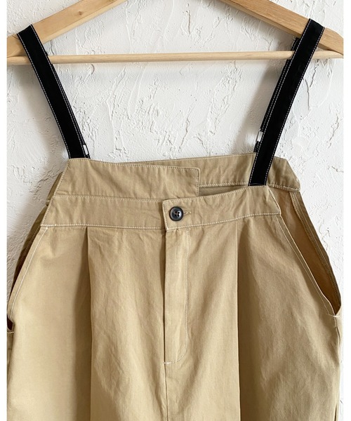 She's Closet(シーズクローゼット)の「綿ツイルフロントタックアシンメトリー アシメデザインワイドパンツサロペット(サロペット/オーバーオール・レディース・ブラック/ベージュ/カーキブラウン/アイボリー・FREE)」の12枚目の写真