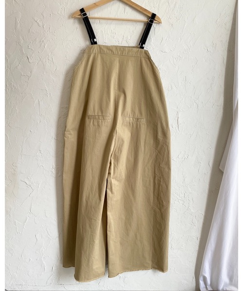 She's Closet(シーズクローゼット)の「綿ツイルフロントタックアシンメトリー アシメデザインワイドパンツサロペット(サロペット/オーバーオール・レディース・ブラック/ベージュ/カーキブラウン/アイボリー・FREE)」の14枚目の写真