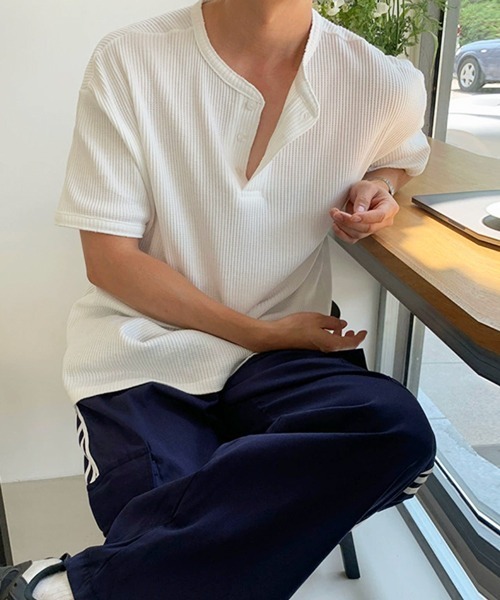 NOWLE（ノウル）の「【NOWLE】凹凸ワッフル サーマル ヘンリーネック 半袖 Tシャツ/ アーバンリラックス ショートスリーブ トップス（Tシャツ/カットソー・メンズ・ホワイト/グレー/ブラック・MEDIUM/LARGE/X-LARGE）」の12枚目の写真