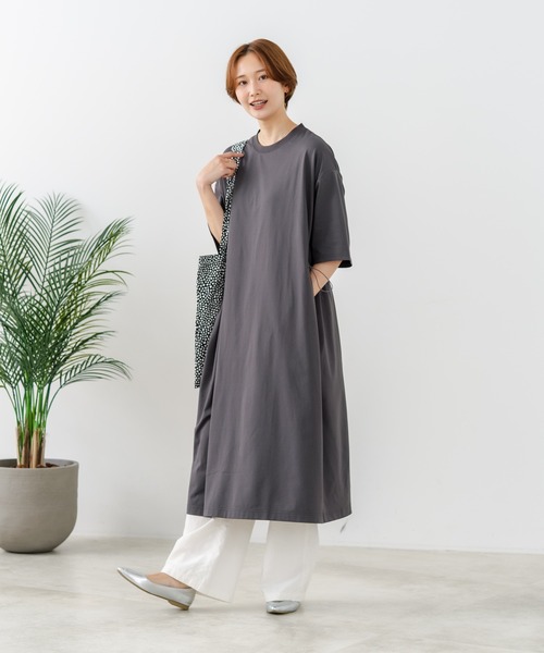 fort point(フォーポイント)の「【C-FORTPOINT/フォートポイント】【涼感素材使用・吸水速乾・UVカット機能付き】ウエストドロスト 5分袖ワンピース スタイルアップ効果 両脇ポケット付き ドライタッチ 体形カバー リゾート カジュアル レイヤード(ワンピース・レディース・ブラック/チャコールグレー/ブラウン・FREE)」の5枚目の写真