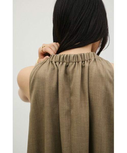 STYLEMIXER(スタイルミキサー)の「ネックシャーリングワンピース(ワンピース・レディース・アイボリー/カーキ/ブラック・MEDIUM/SMALL)」の15枚目の写真