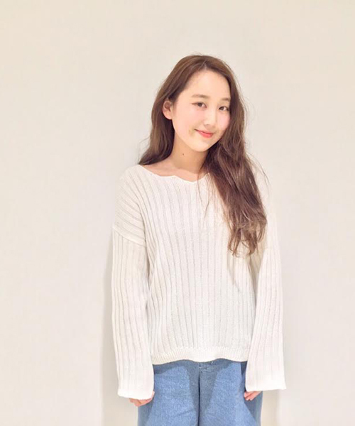 Kastane（カスタネ）の「ワイドリブプルオーバー（ニット/セーター・レディース・カーキ/ピンクベージュ/アイボリー・FREE）」の2枚目の写真