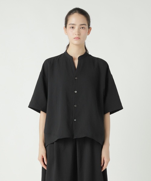ZUCCa（ズッカ）の「TOUSJOURS / シャツ（シャツ/ブラウス・レディース・ネイビー/ベージュ/ブラック・M size）」の2枚目の写真