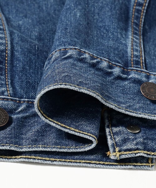 BEAMS(ビームス)の「LEVI’S(R) / TYPEⅢ トラッカージャケット(ブルゾン・メンズ・ブルー・MEDIUM/LARGE/SMALL)」の8枚目の写真