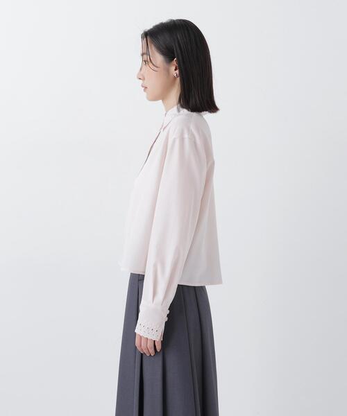 NATURAL BEAUTY BASIC(ナチュラルビューティーベーシック)の「エンブロイダリーカラーシャツ(シャツ/ブラウス・レディース・オフホワイト/ピンク/ブルー系その他2・フリ-)」の9枚目の写真