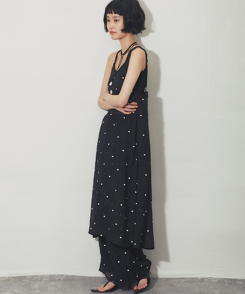 ANOTHER S(アナザーエス)の「ドット柄刺繍シアーキャミワンピ(ワンピース・レディース・ブラック/ブラウン/アイボリー・M)」の18枚目の写真
