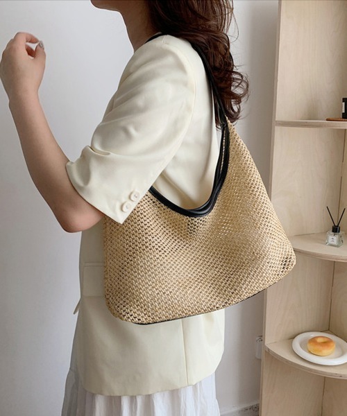 Miniministore（ミニミニストア）の「ラフィア調 編み込みワンショルダーバッグ（トートバッグ・レディース・ベージュ/オフホワイト/ブラウン/ブラック・FREE）」の12枚目の写真