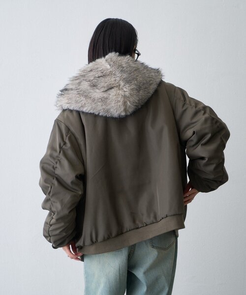 CIAOPANIC TYPY(チャオパニックティピー)の「【WEB限定】2WAYリバーシブルファーフードナイロンブルゾン(MA-1・レディース・ブラック/ネイビー/チャコールグレー/カーキ・ONE SIZE)」の16枚目の写真