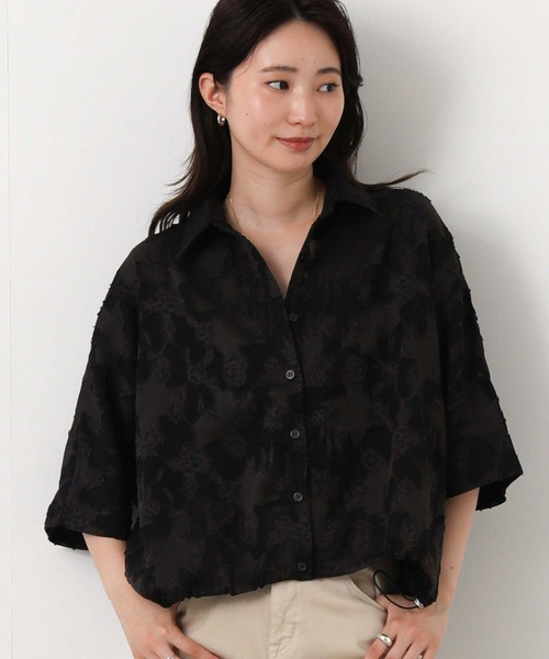 Gready Brilliant(グレディブリリアン)の「花カットジャガードドロストブラウス(シャツ/ブラウス・レディース・アイボリー/ブラック・38)」の2枚目の写真