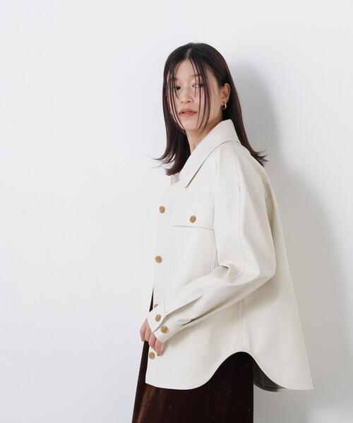 N.(N. Natural Beauty Basic)(エヌエヌナチュラルビューティーベーシック)の「フェイクレザーCPOジャケット(その他アウター・レディース・ブラウン/オフホワイト・MEDIUM/SMALL)」の6枚目の写真