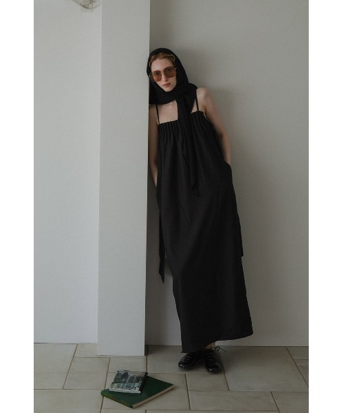 tento(テント)の「Belted Cocoon Dress(ワンピース・レディース・ブラック/グレー・38/36)」の1枚目の写真