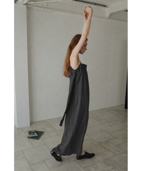 tento(テント)の「Belted Cocoon Dress(ワンピース・レディース・ブラック/グレー・38/36)」の3枚目の写真