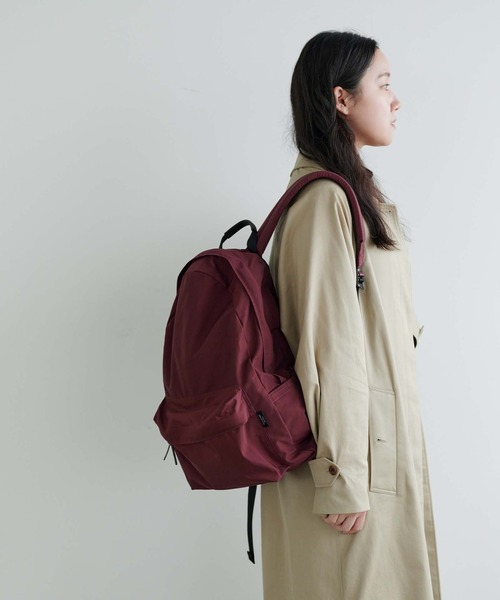 STANDARD SUPPLY(スタンダードサプライ)の「スタンダードサプライ / SIMPLICITY シンプリシティ / 26FW限定カラーDAILY DAYPACK デイリーデイパック(バックパック/リュック・レディース・ボルドー・FREE)」の2枚目の写真