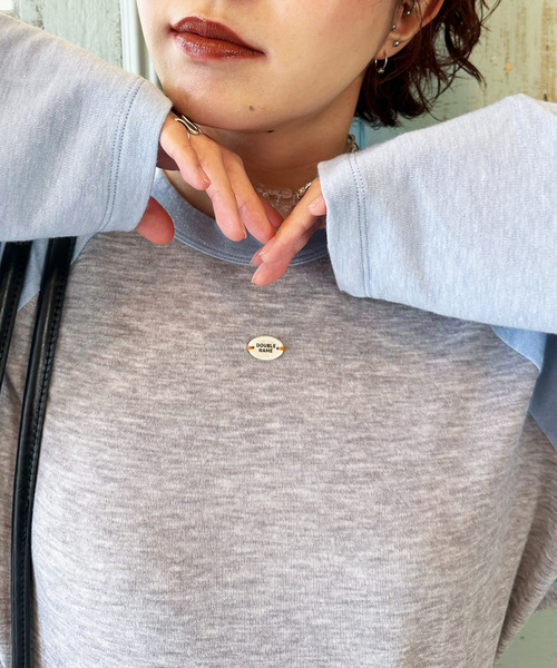 DOUBLE NAME(ダブルネーム)の「ロゴパーツ ラグランロンTEE(Tシャツ/カットソー・レディース・ブルー/ネイビー/オレンジ・FREE)」の15枚目の写真