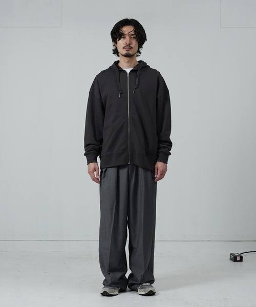 jiggys shop(ジギーズショップ)の「ピグメントジップアップ裏毛パーカー(パーカー・メンズ・ブラック/アイボリー・SMALL/MEDIUM/LARGE)」の14枚目の写真